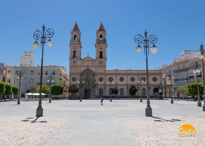 Mirador De La Vina Free Parking By Livework カディス