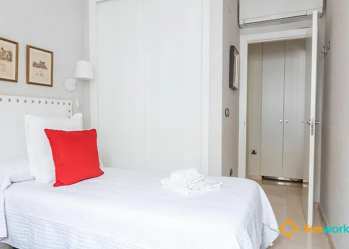 Mirador De La Vina Free Parking By Livework